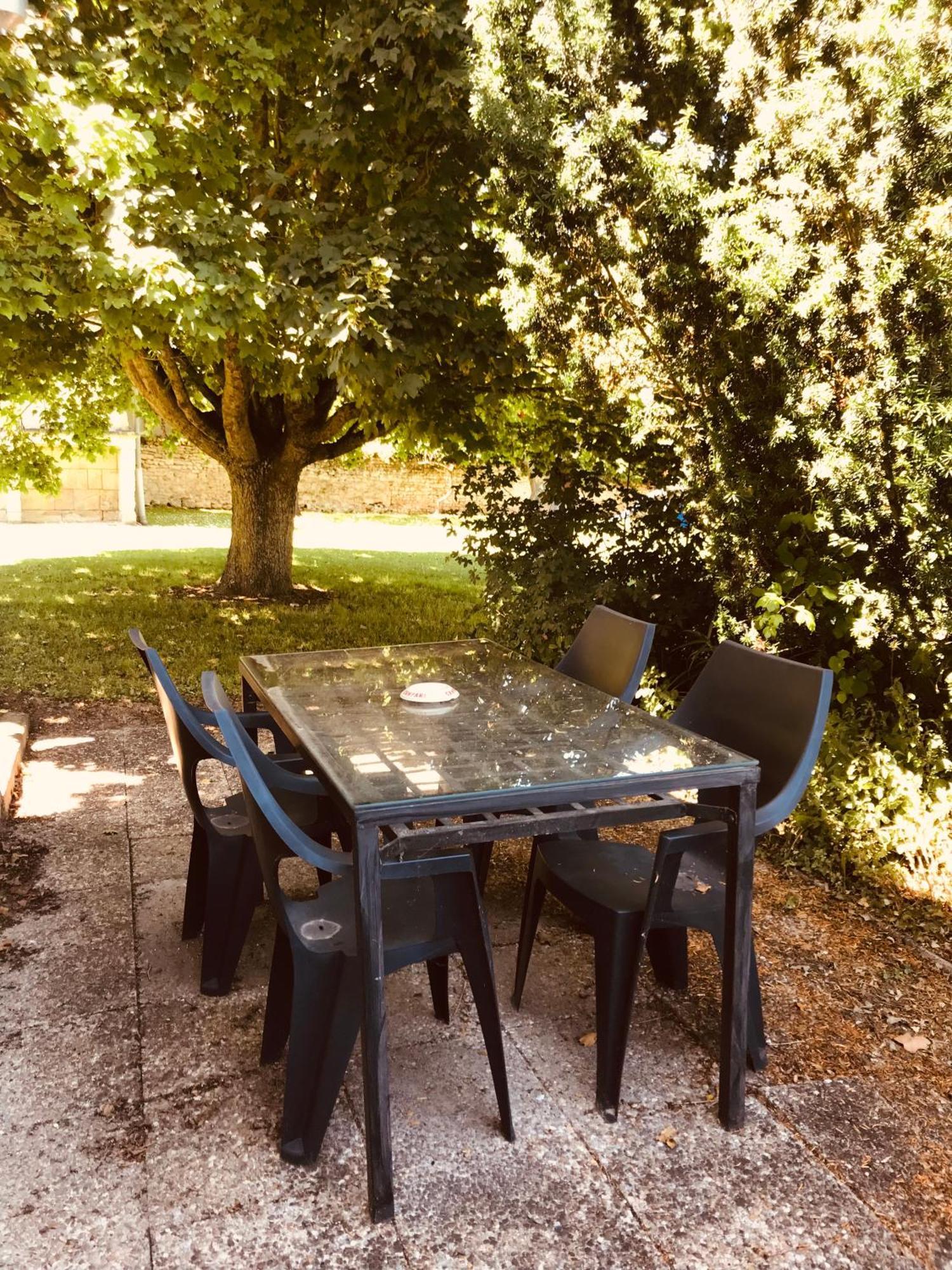 Gite Au Boom Coeur En Options Spa Et Repas Tourtenay Exterior foto